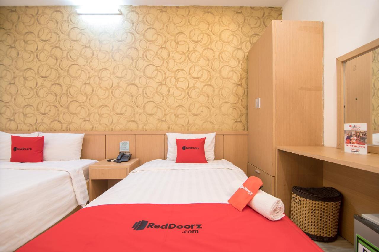 Hotel RedDoorz @ Pham Ngu Lao Street 3 Ho-Chi-Minh-Stadt Exterior foto